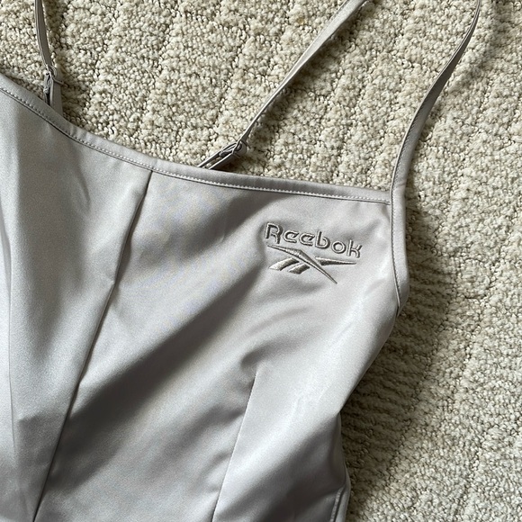 Reebok champagne satin jumpsuit - Picture 4 of 13